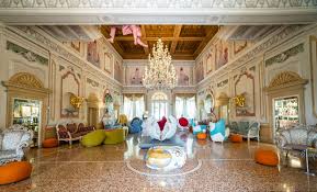 Salone affrescato di Villa Amistà